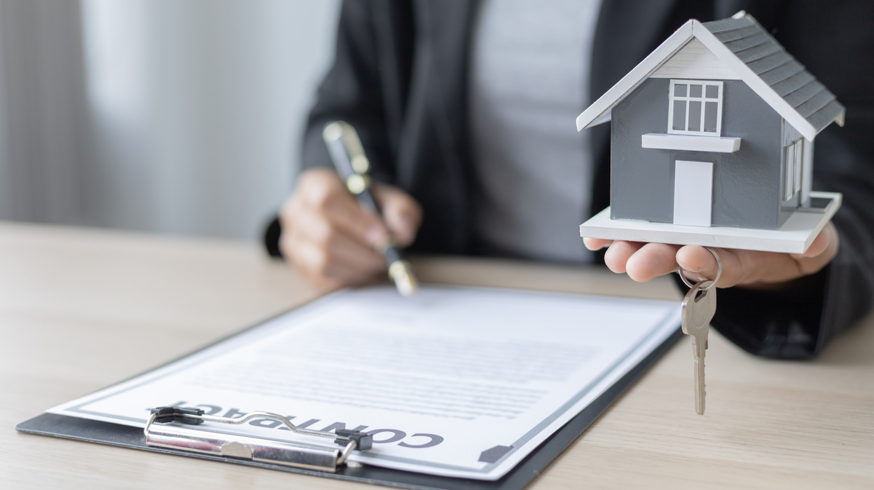 Buying and selling a house
